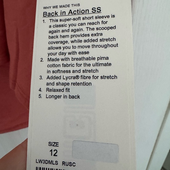 Lululemon back in action short sleeve tee NWT sz 12 - Picture 4 of 4